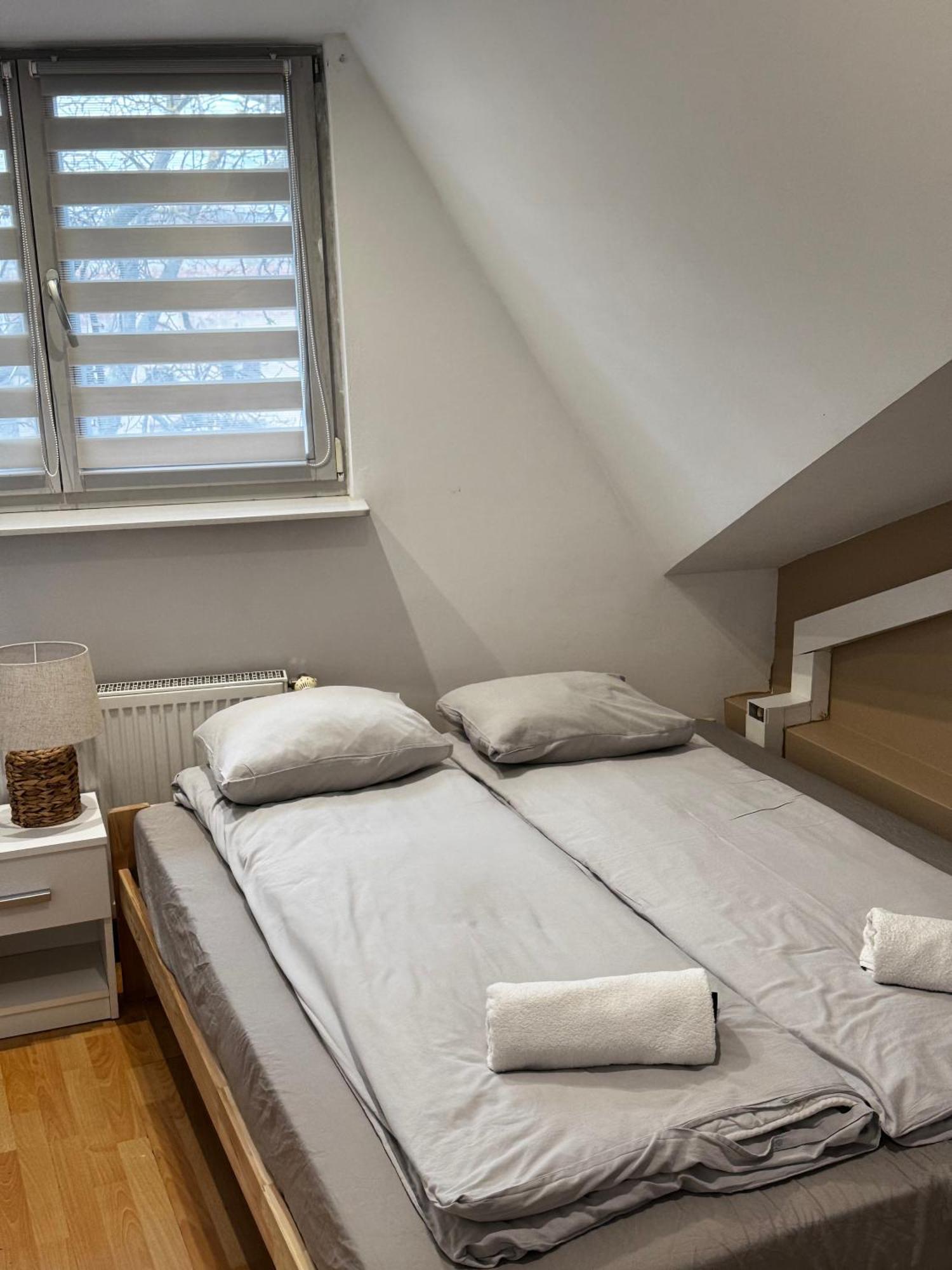Esa Home Varšava Exteriér fotografie